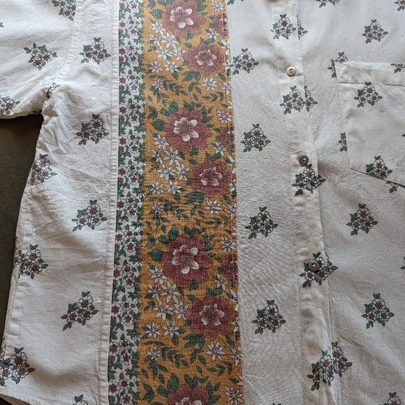 Hunters Run Tropical Shirt Medium White Red - Picture 13 of 13